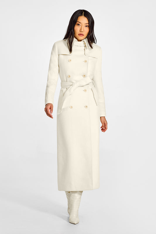 Sentaler Maxi Trench Ivory Coat in Baby Alpaca wool. Seen from front belted on female model.