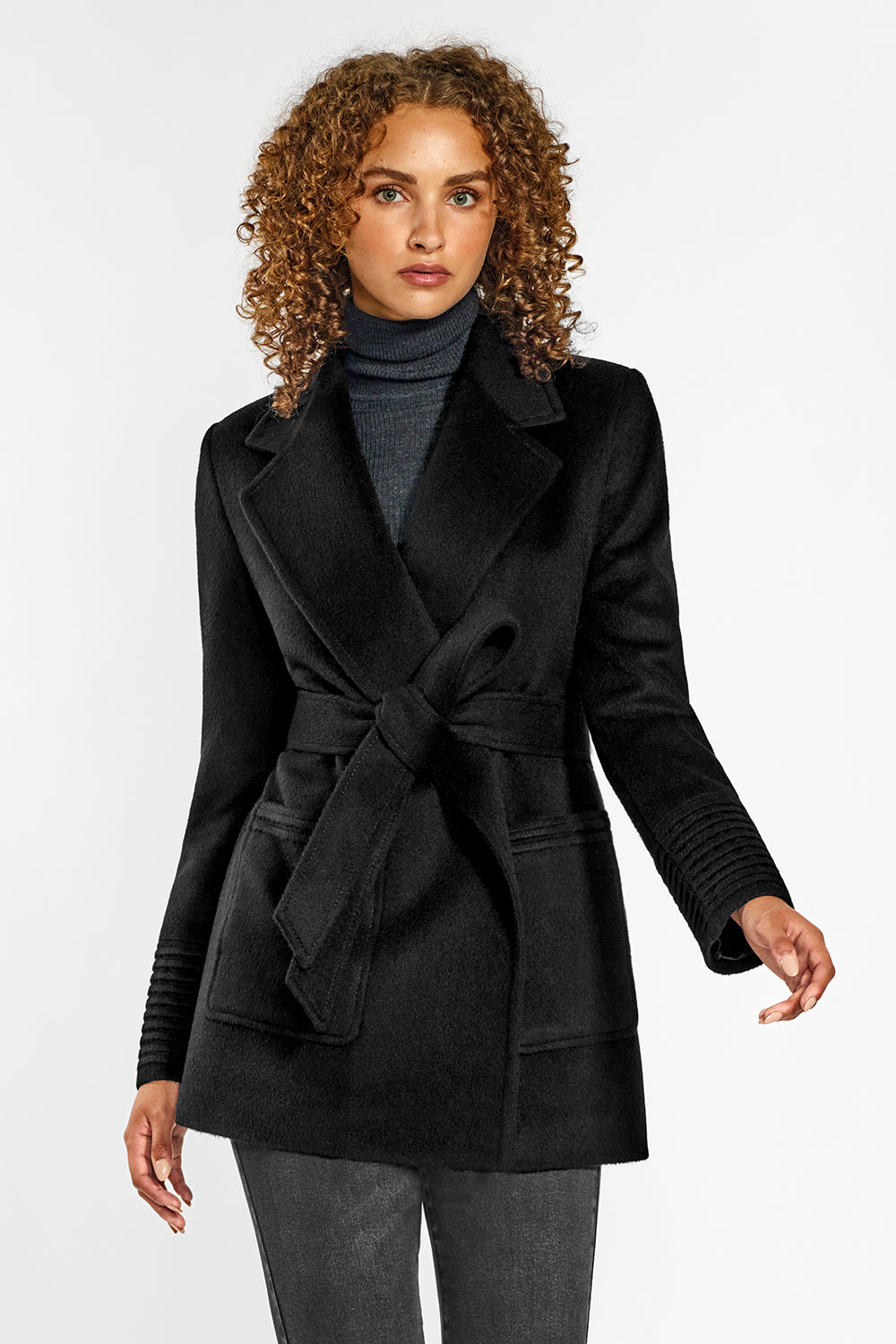 Cropped Square Pocket Wrap Black Coat | SENTALER