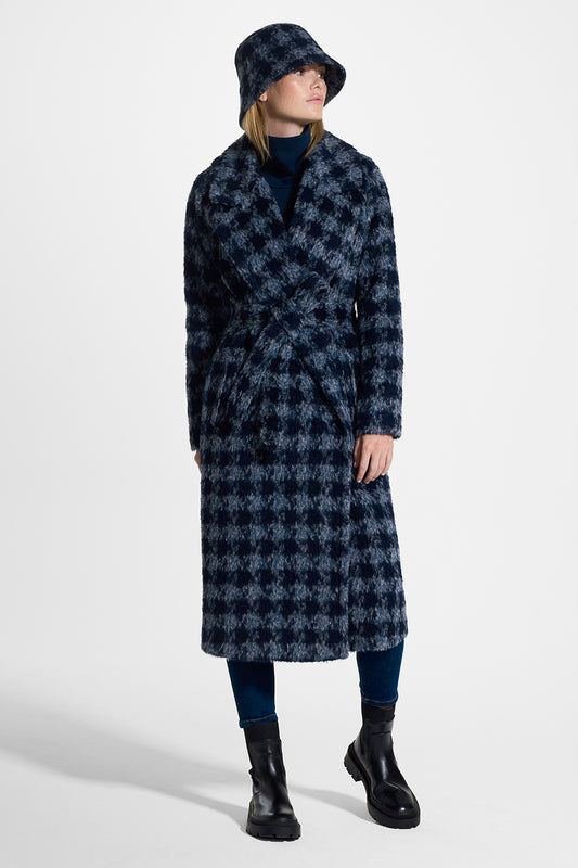 Sentaler Houndstooth Alpaca Long Raglan Sleeve Notched Collar Coat and Houndstooth Suri Bucket Hat featured in Printed Suri Alpaca and available in Navy Houndstooth. Seen from front on model.